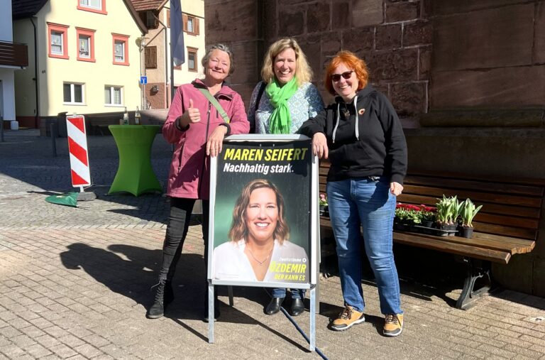 Infostand auf dem Oppenauer Markt