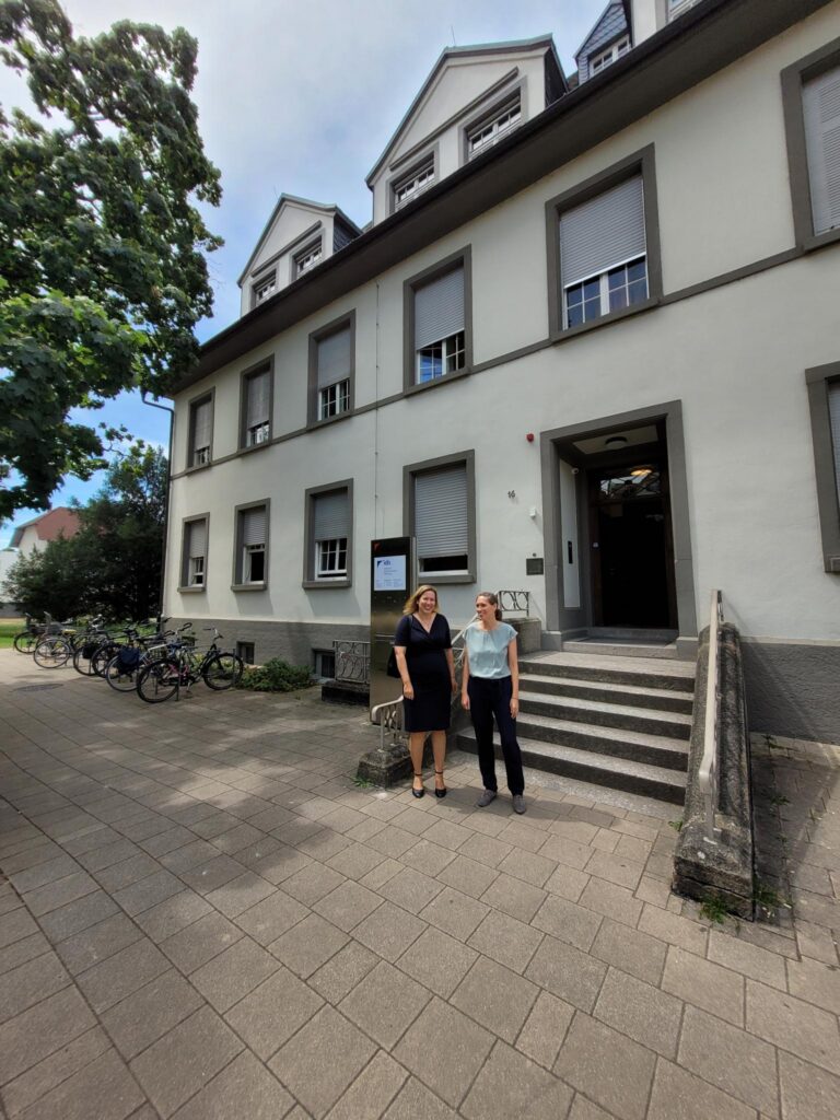 Besuch beim Institut für deutsche Sprache Offenburg: Maren Seifert fordert verlässliche Finanzierung für Integrations- und Deutschkurse